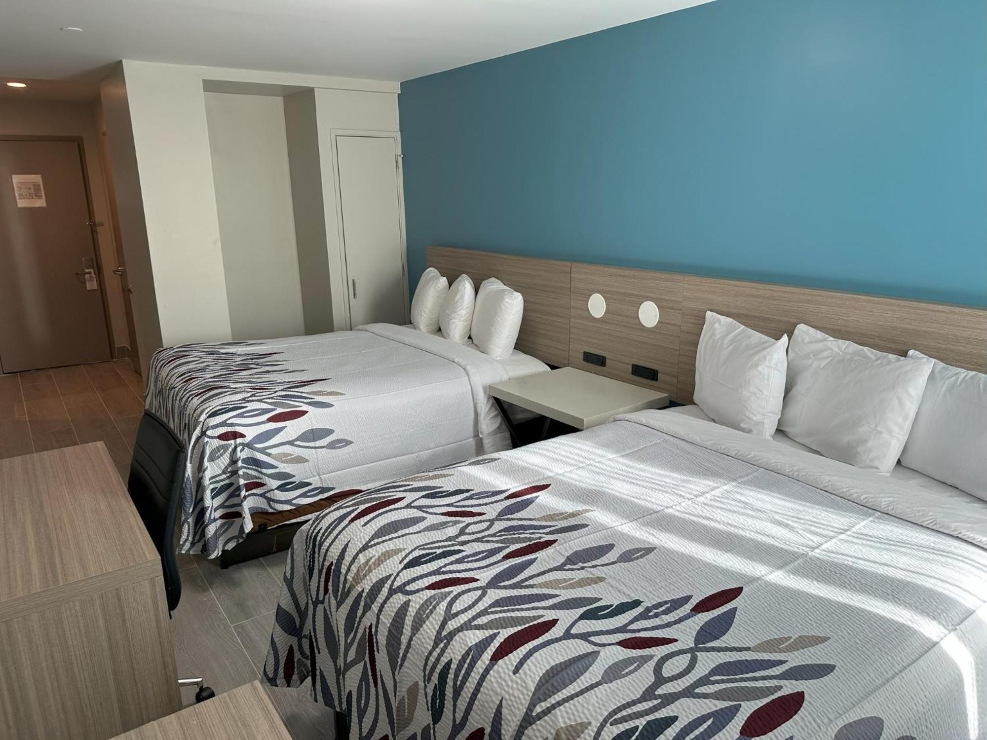 Hotel Red Roof Brooklyn - Flatbush Ave 3*